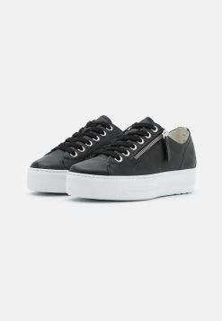 Paul Green Donna Sneakers Basse - Schwarz 10 Paul Green Donna Sneakers Basse - Schwarz -Negozio online Paul Green Italia 06768fc6976e49a1b83a6d9313ccb76e