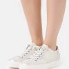 Paul Green Donna Sneakers Basse - Metallic Antic Mineral -Negozio online Paul Green Italia 242122142eff4b7cbb48f00585b3277c
