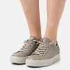 Paul Green Donna Sneakers Basse - Hunter 1 Paul Green Donna Sneakers Basse - Hunter -Negozio online Paul Green Italia 72e0a8b6a38144499cf46b1c765ef692