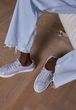 Paul Green Donna Sneakers Basse - Lago -Negozio online Paul Green Italia cfb3133433b94cf49f69c04a1a0fb2b4